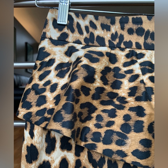 Rawr! Zara peplum skirt…bought in Poland - Picture 2 of 3